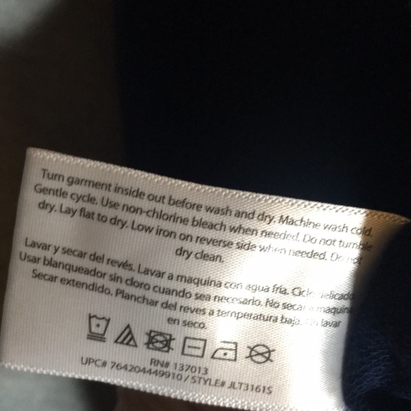 ISAAC MIZRAHI Embroidered Beautifully Long Line Buttery Soft Graphic Top - Picture 15 of 16